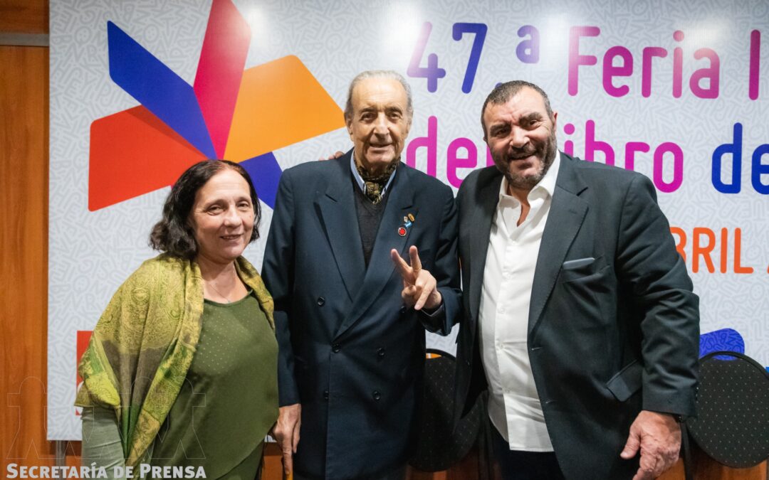 Di Próspero, Lorenzo Pepe y Alejandra Estoup hablaron de sindicalismo y política en la Feria del Libro.