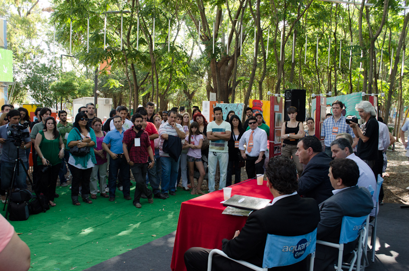 Bibliomóvil en Tecnópolis.