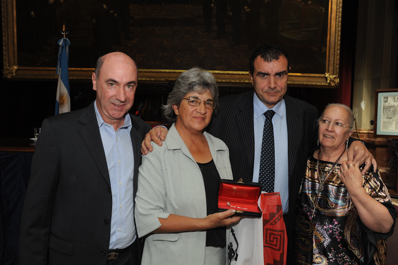 Entrega del premio «Rosa de Plata» a la Mujer Trabajadora.