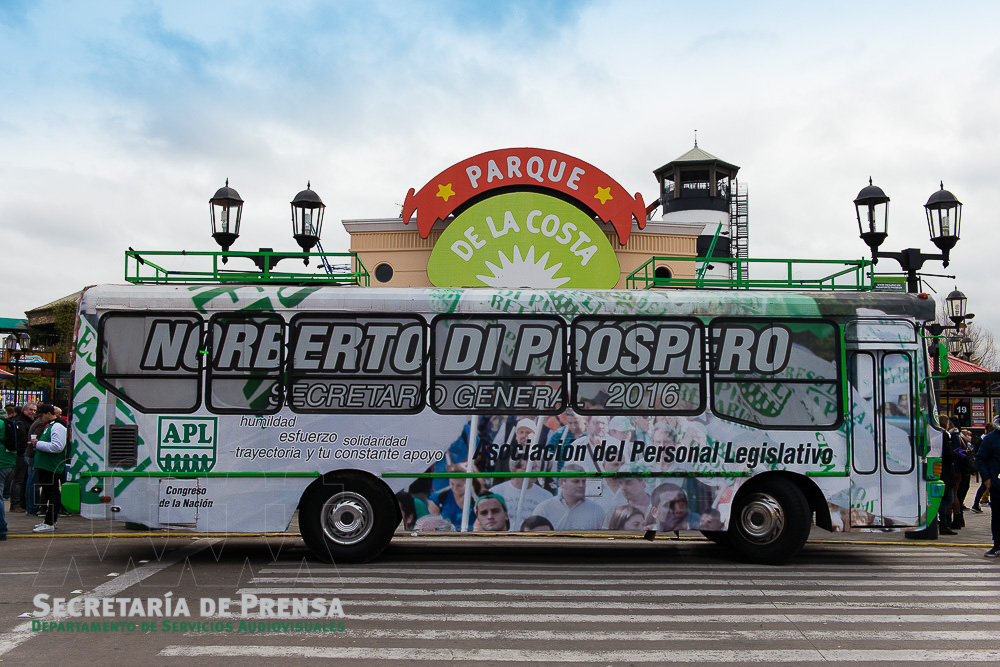 Día del Niño en el Parque de la Costa.